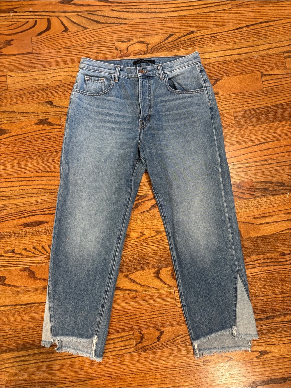 J Brand Wynn High Rise Crop size 29 Women’s Relaxed Straight Jean Two Toned
